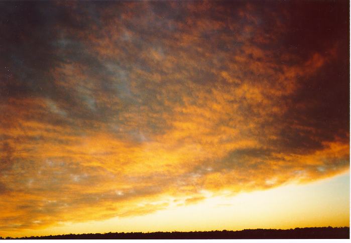 sunrise sunrise_pictures : Schofields, NSW   22 July 1990