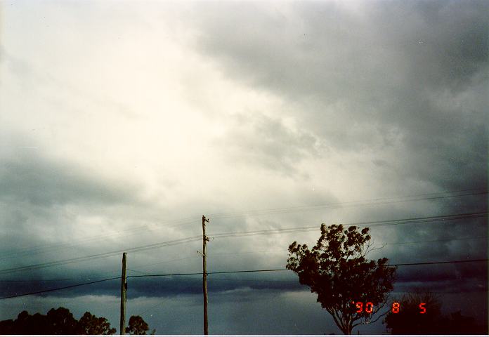 cumulonimbus thunderstorm_base : Schofields, NSW   5 August 1990