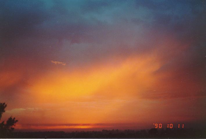 sunrise sunrise_pictures : Schofields, NSW   11 October 1990