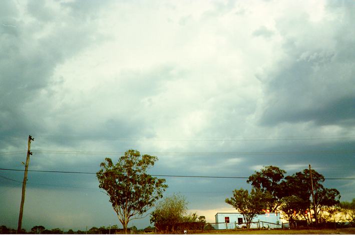 cumulonimbus thunderstorm_base : Schofields, NSW   12 January 1991