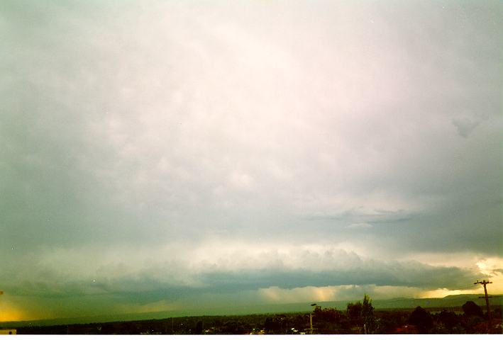 cumulonimbus thunderstorm_base : Riverstone, NSW   19 November 1993