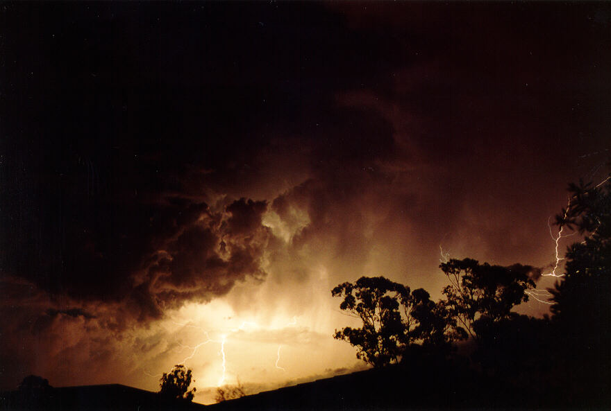 lightning lightning_bolts : Oakhurst, NSW   17 January 1994