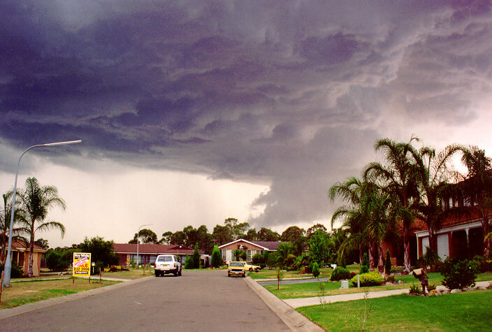 cumulonimbus thunderstorm_base : Oakhurst, NSW   1 February 1994