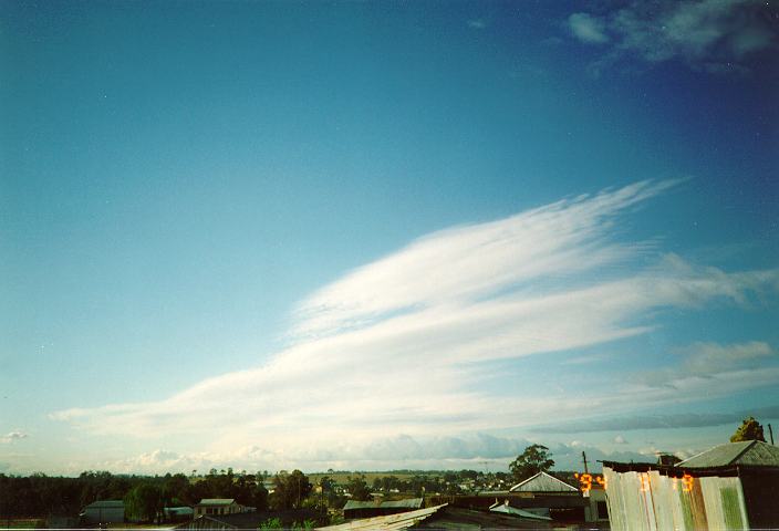 altocumulus lenticularis : Schofields, NSW   19 September 1994