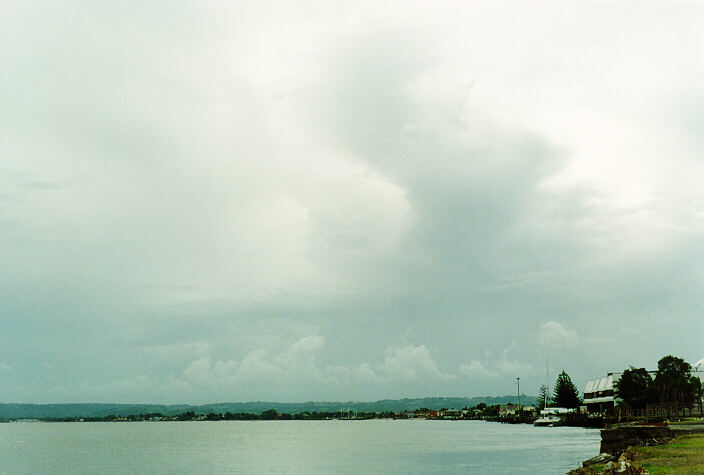 thunderstorm cumulonimbus_incus : Ballina, NSW   3 January 1995