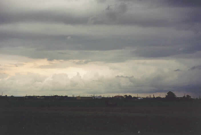 altostratus altostratus_cloud : Feeemans Reach, NSW   24 September 1995