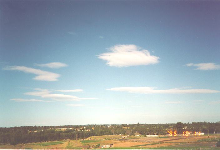 altocumulus lenticularis : Schofields, NSW   11 October 1995