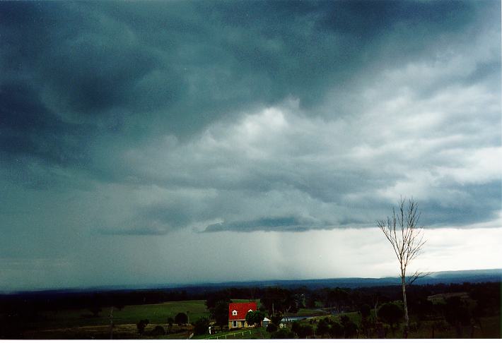 cumulonimbus thunderstorm_base : Luddenham,, NSW   18 November 1995