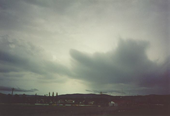 cumulonimbus thunderstorm_base : Brankxton, NSW   10 December 1995