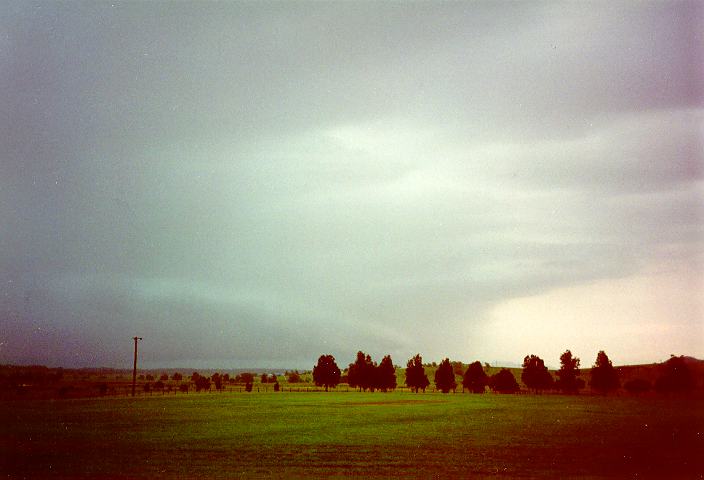 cumulonimbus thunderstorm_base : Brankxton, NSW   10 December 1995