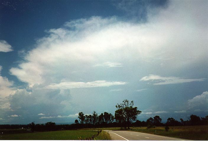 thunderstorm cumulonimbus_incus : Erskine Park, NSW   27 December 1995