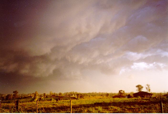 cumulonimbus thunderstorm_base : Schofields, NSW   8 February 1996