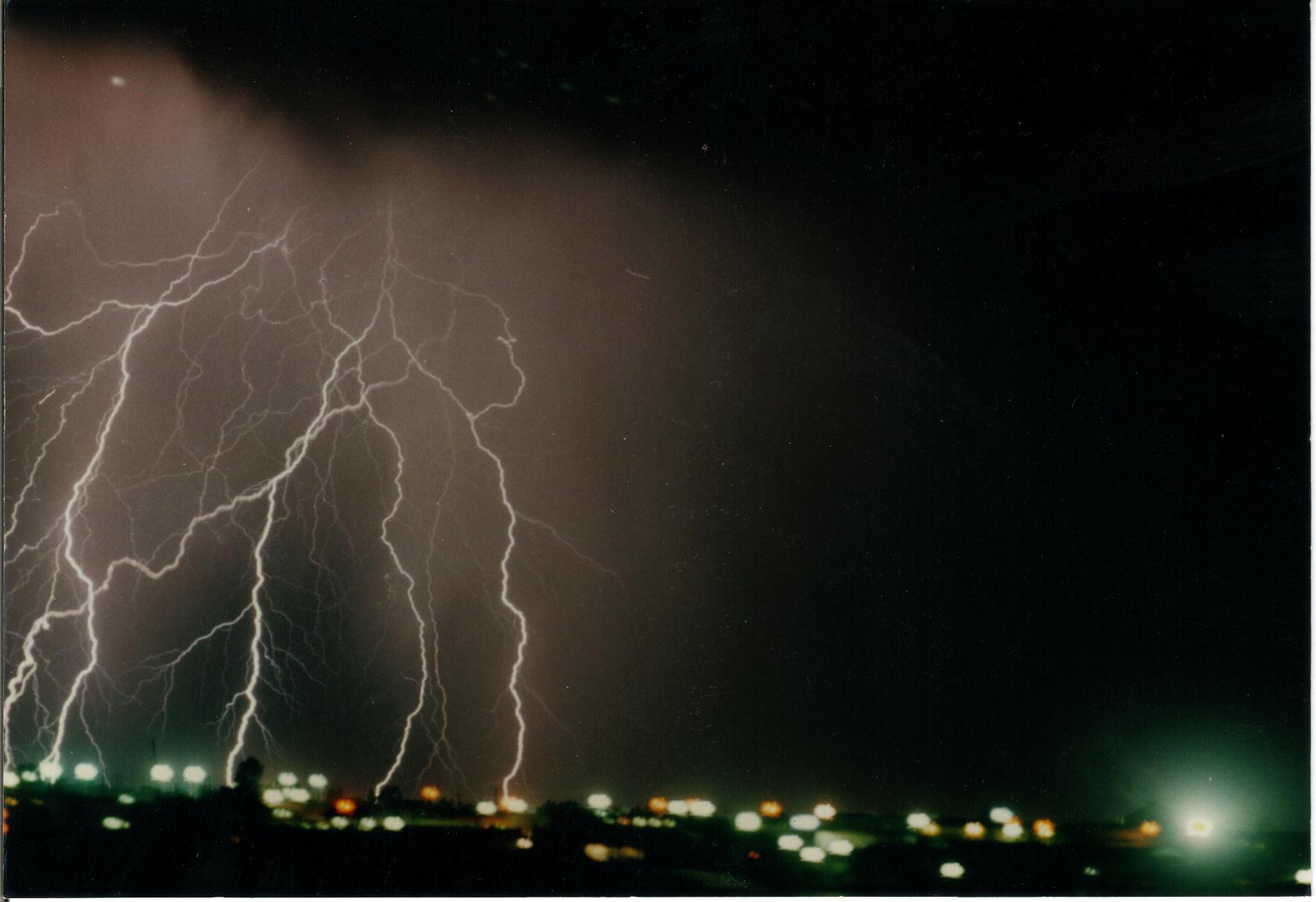 contributions received : Coober Pedy, SA<BR>Photo by Todd Authur   1 December 1996