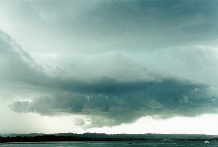 wallcloud thunderstorm_wall_cloud : Ballina, NSW   31 December 1996