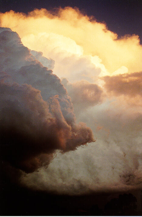 updraft thunderstorm_updrafts : Oakhurst, NSW   23 March 1997