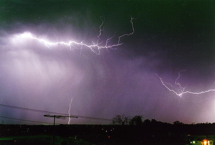 lightning lightning_bolts : Schofields, NSW   24 April 1997