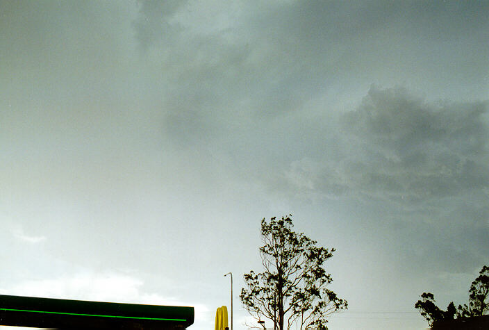 cumulonimbus thunderstorm_base : Abbotsbury, NSW   26 November 1997