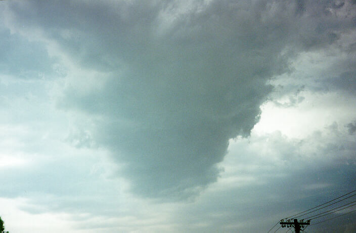 cumulonimbus thunderstorm_base :    26 November 1997