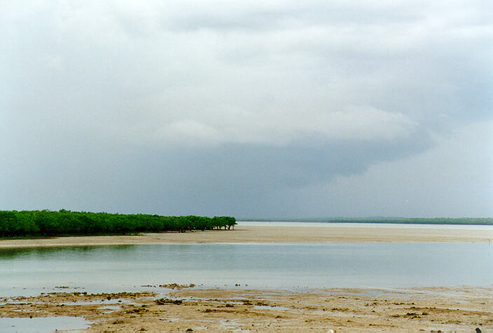 cumulonimbus thunderstorm_base : Darwin, NT   5 December 1997
