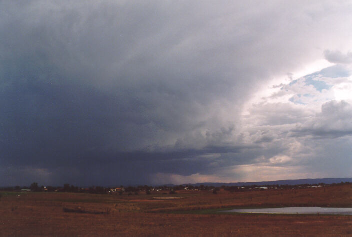 thunderstorm cumulonimbus_incus : McGraths Hill, NSW   1 January 1998