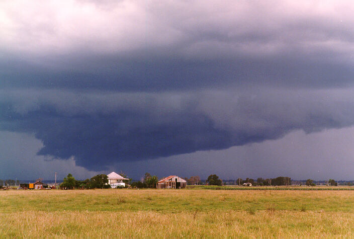 shelfcloud shelf_cloud : Ulmarra, NSW   15 January 1998