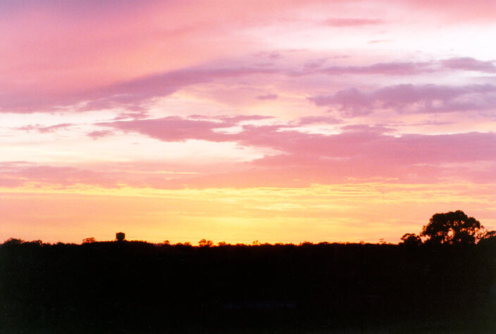 sunrise sunrise_pictures : Schofields, NSW   3 February 1998