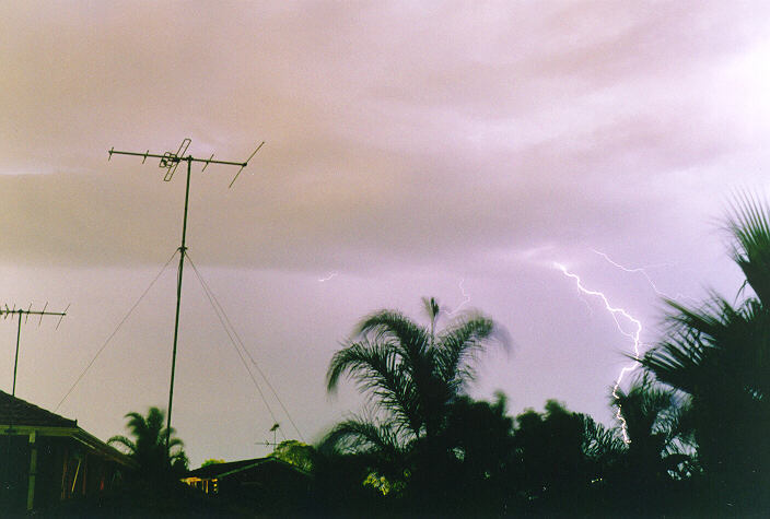 lightning lightning_bolts : Oakhurst, NSW   15 February 1998