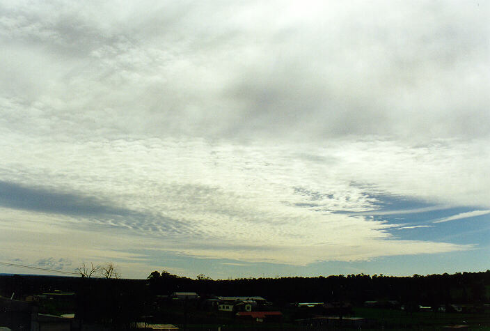 altocumulus undulatus : Schofields, NSW   21 April 1998