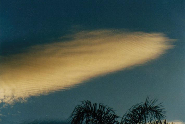 altocumulus undulatus : Oakhurst, NSW   2 August 1998