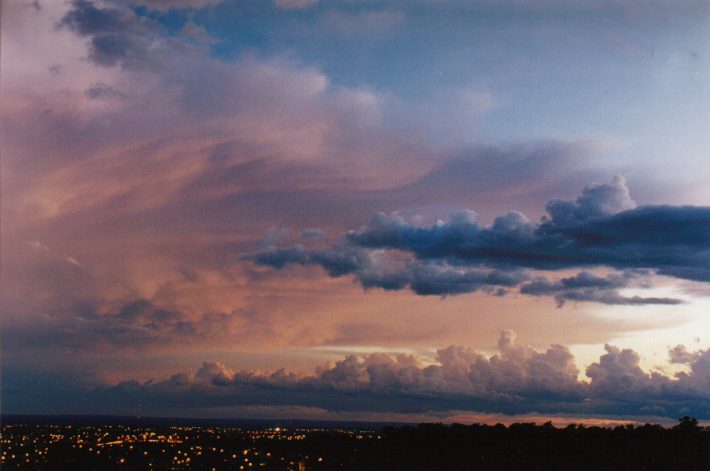 thunderstorm cumulonimbus_incus : Horsley Park, NSW   13 November 1998
