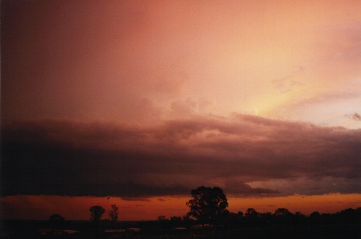 cumulonimbus thunderstorm_base : Schofields, NSW   22 September 1999