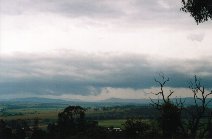 cumulonimbus thunderstorm_base : Singleton, NSW   31 October 1999