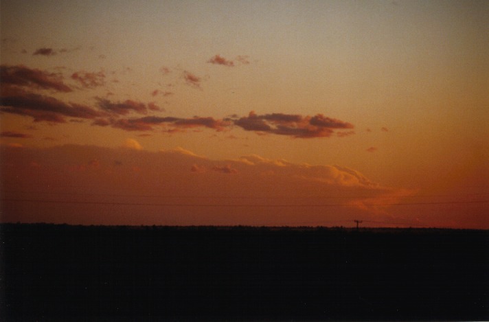 cumulonimbus supercell_thunderstorm : Roma, Qld   21 November 1999