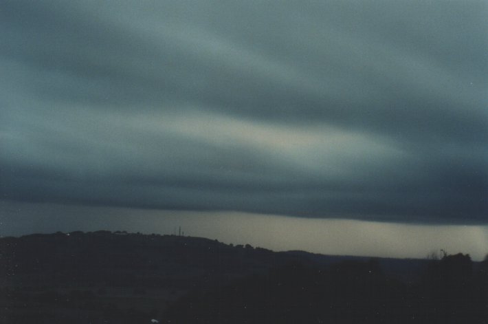 cumulonimbus thunderstorm_base : Meerschaum, NSW   30 December 1999