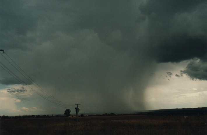 cumulonimbus thunderstorm_base : Rooty Hill, NSW   4 January 2000