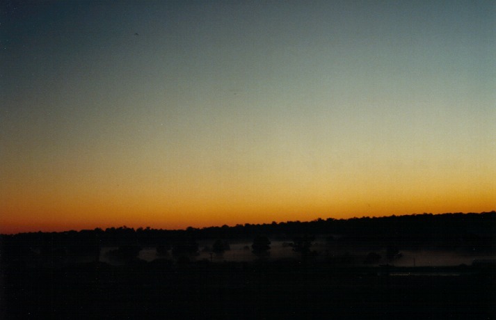 sunrise sunrise_pictures : Schofields, NSW   17 May 2000