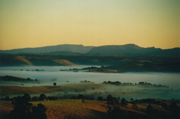 sunrise sunrise_pictures : McLeans Ridges, NSW   22 June 2000