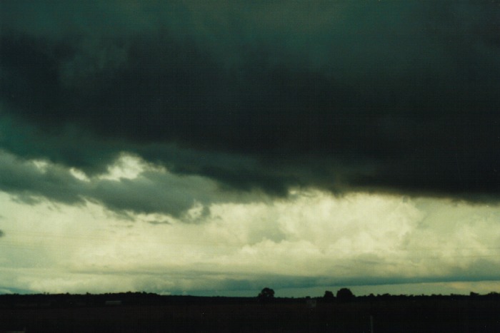 cumulonimbus supercell_thunderstorm : Narrabri, NSW   10 July 2000