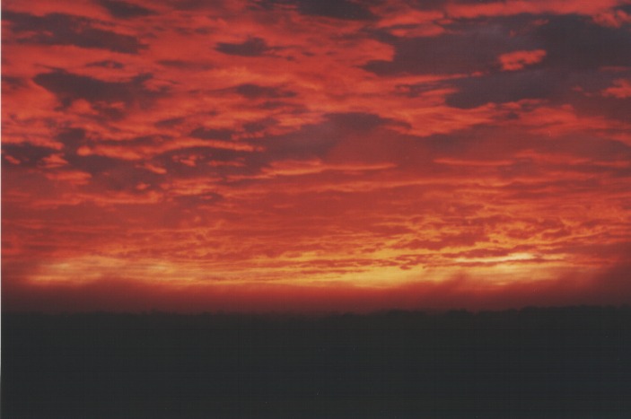sunrise sunrise_pictures : Schofields, NSW   8 August 2000
