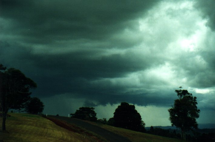 cumulonimbus thunderstorm_base : McLeans Ridges, NSW   17 October 2000