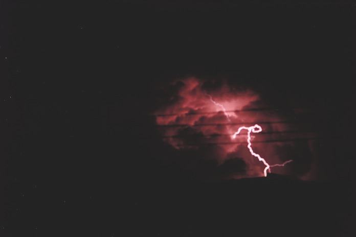 lightning lightning_bolts : Grafton, NSW   4 November 2000