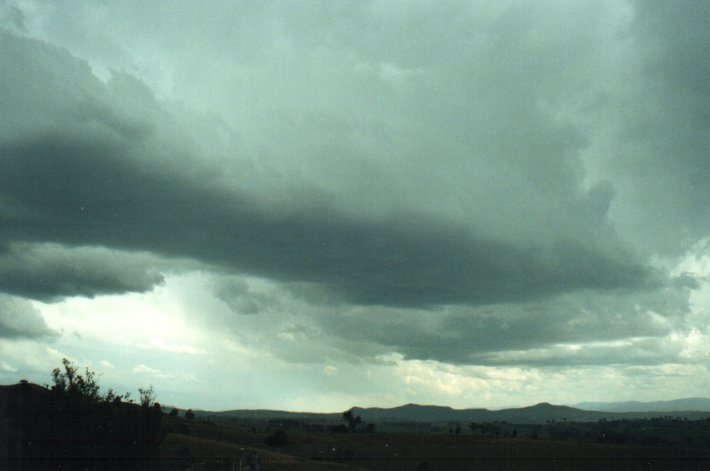 cumulonimbus thunderstorm_base : Richmond Range, NSW   4 November 2000