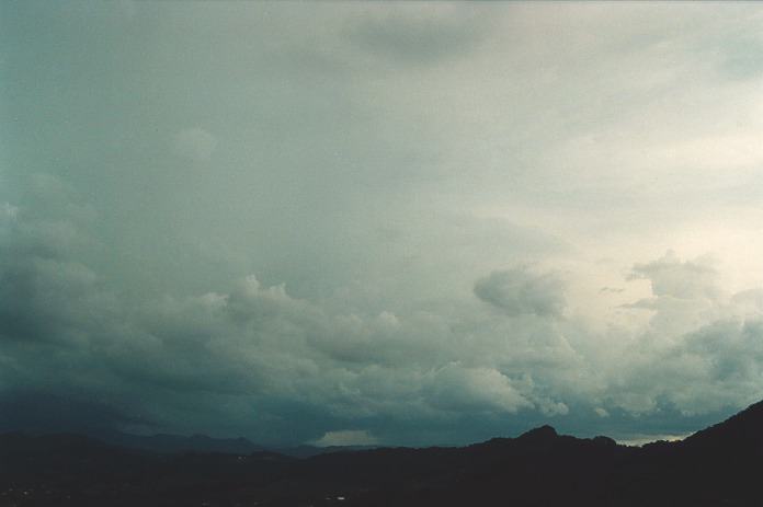 cumulonimbus thunderstorm_base : Coffs Harbour, NSW   5 November 2000