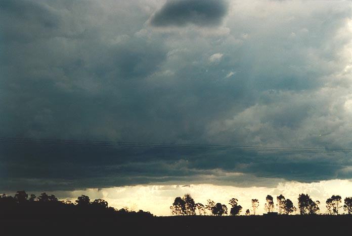 cumulonimbus thunderstorm_base : N of Inglewood, Qld   27 November 2000
