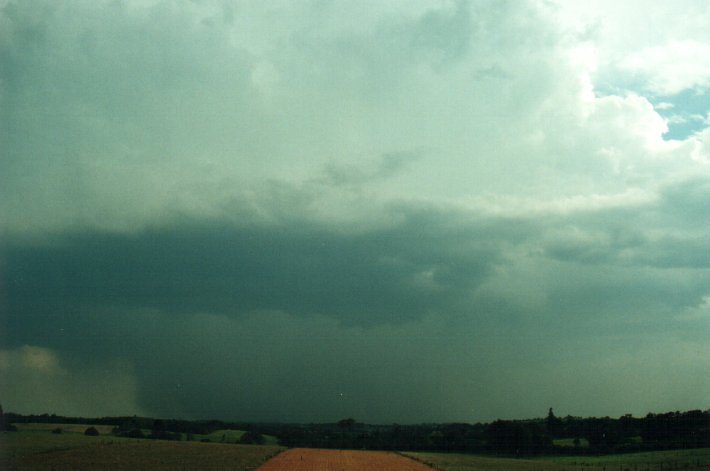 cumulonimbus thunderstorm_base : Wollongbar, NSW   1 December 2000