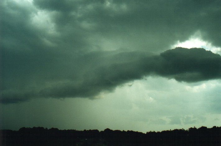 cumulonimbus thunderstorm_base : Alstonville, NSW   1 December 2000