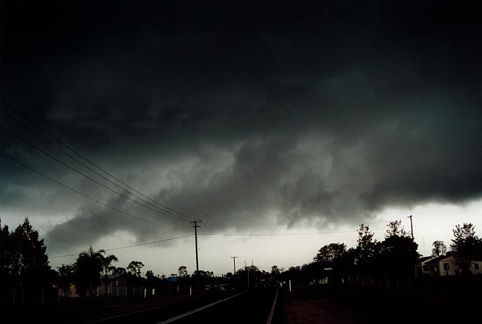 cumulonimbus thunderstorm_base : Grafton, NSW   8 December 2000