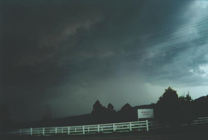 cumulonimbus thunderstorm_base : Castlereagh, NSW   18 December 2000