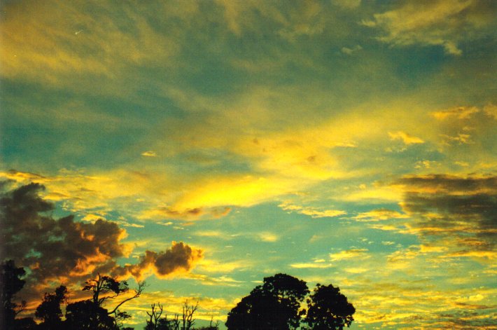 altostratus altostratus_cloud : McLeans Ridges, NSW   25 December 2000