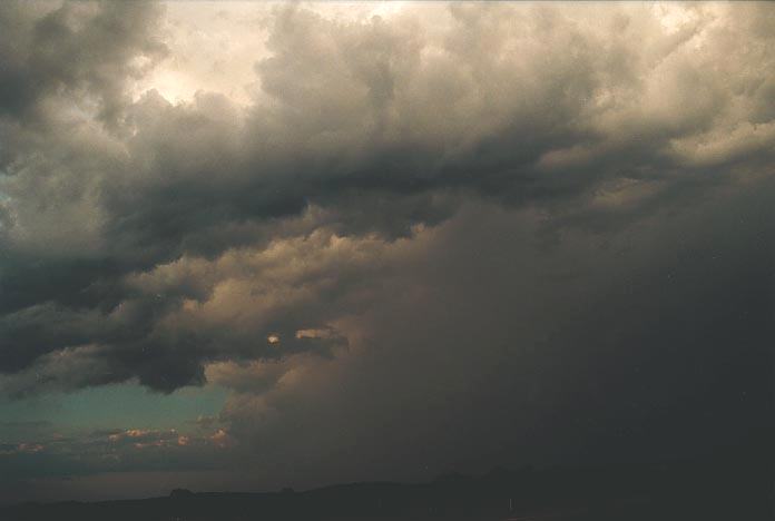 cumulonimbus thunderstorm_base : Lithgow, NSW   25 January 2001